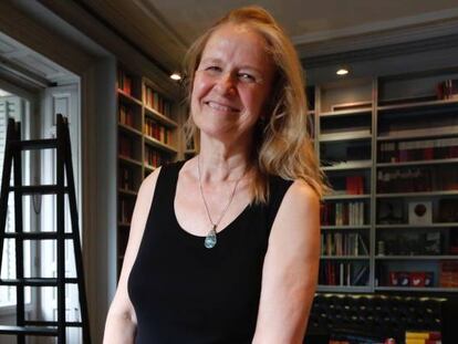Cornelia Funke en la sede de Siruela.
