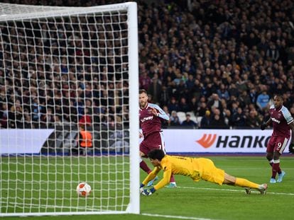 Yarmolenko marca el segundo gol del West Ham que elimina al Sevilla.