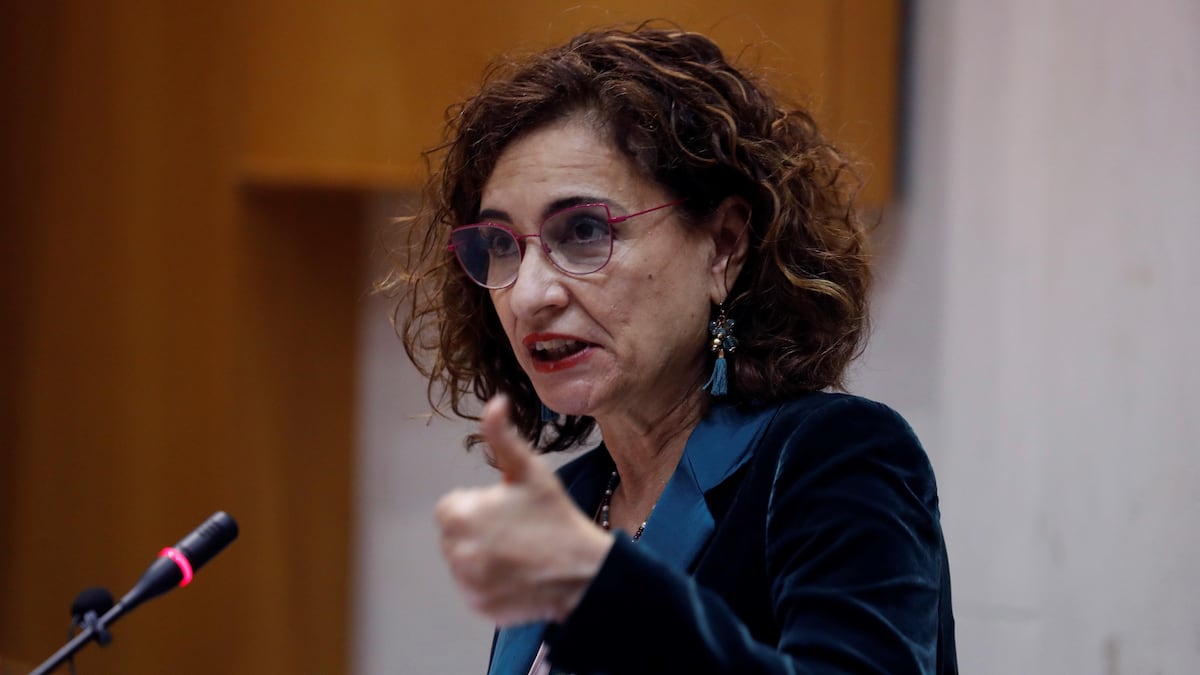 Las siete claves de la reforma fiscal que Montero ha encargado a los expertos