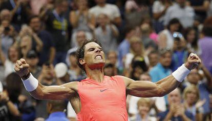 Nadal celebra su victoria contra Khachanov en Nueva York.