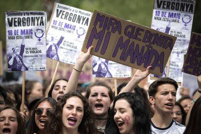 Manifestación estudiantil contra la sentencia del 'caso La Manada' en Barcelona. 