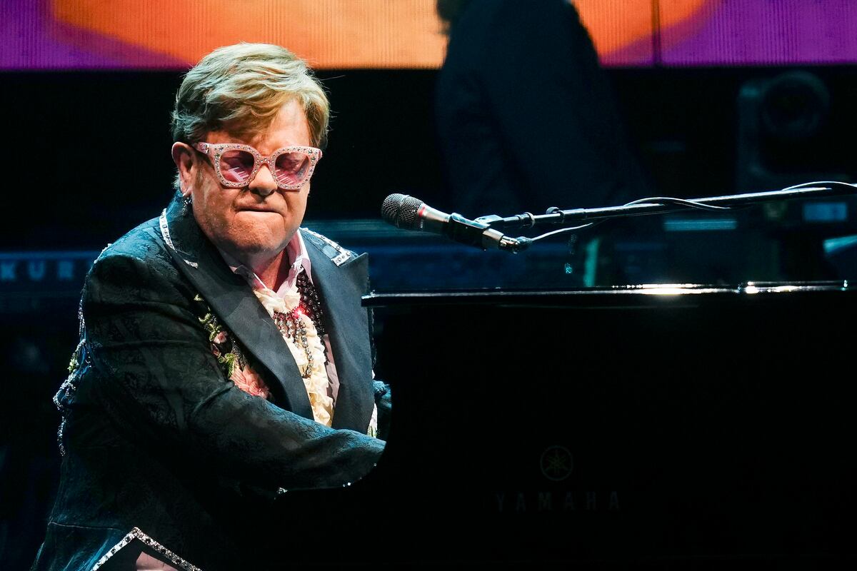 Elton John en diez canciones