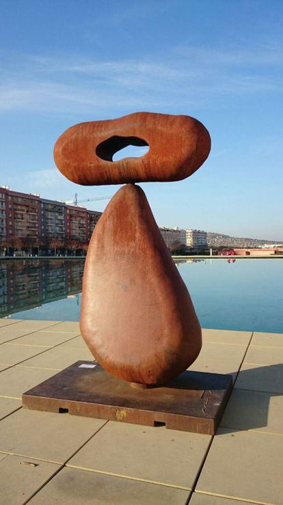 Una de las esculturas de Juan Méjica que puede verse en Jaén.