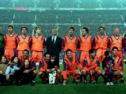 Partido de homenaje a Johan Cruyff en el Camp Nou.