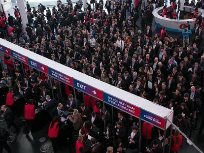 Entrada de congresistas en el pasado Mobile World Congress, en Hospitalet de Llobregat.