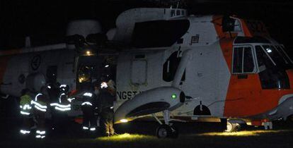 Equipos de rescate en el lugar del suceso. 