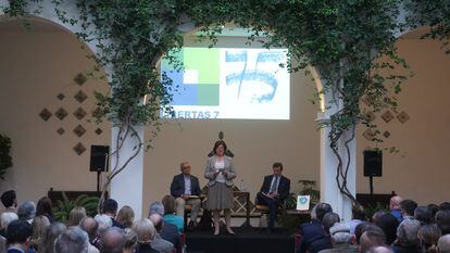 Agnès Borel, durante la presentación del libro de ibertas 7 este jueves.