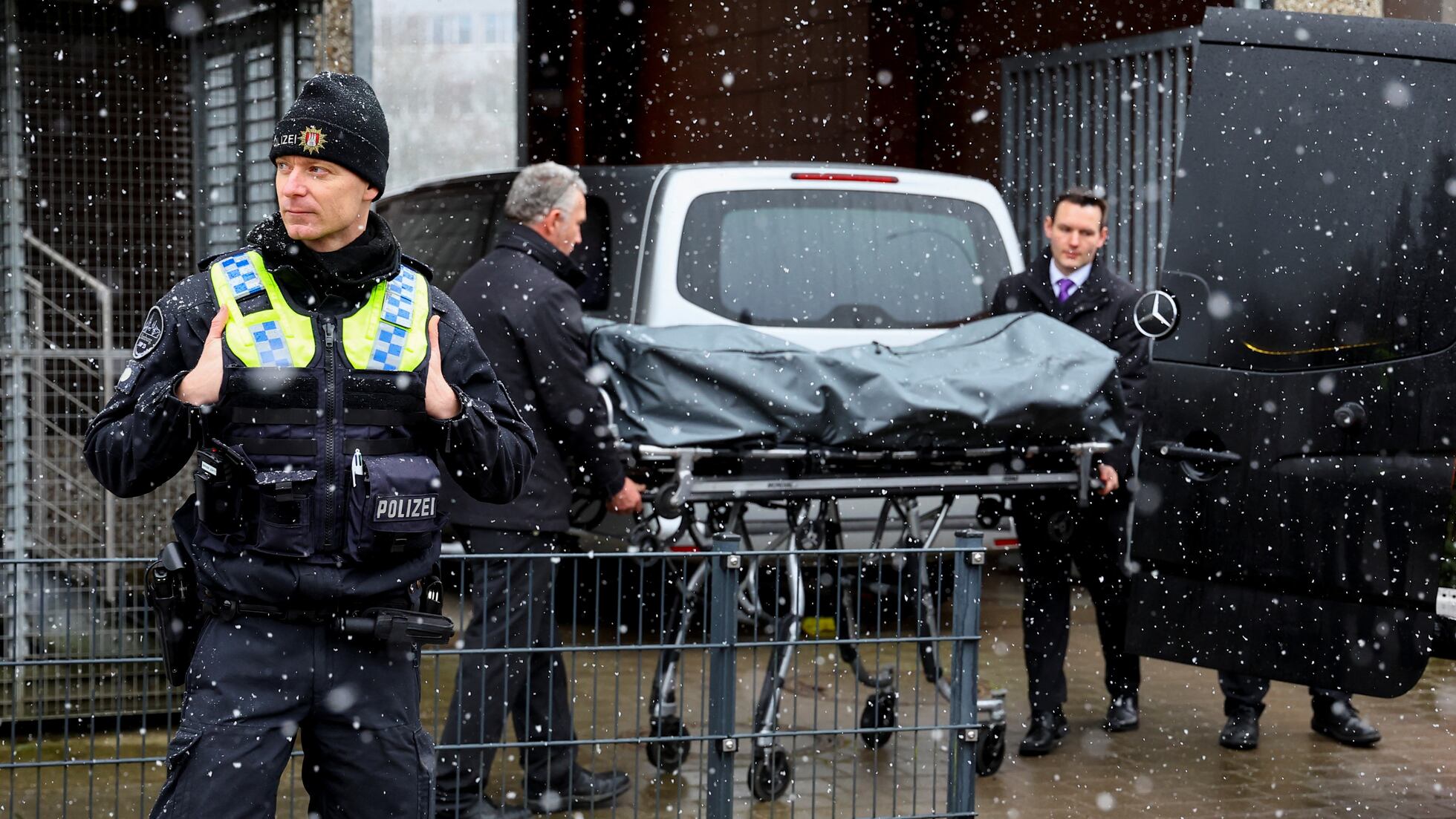 Un hombre mata a siete personas en un centro de testigos de Jehová en  Hamburgo y se quita la vida | Internacional | EL PAÍS