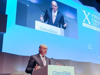 Luis de Guindos, ministro de Economía, durante la pasada edición de los premios Cinco Días.