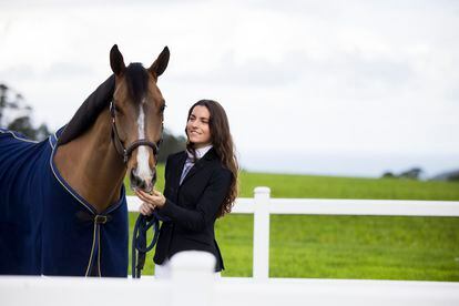 Riva valora mucho la conexión que tiene con los caballos: "Tú le conoces y él a ti; sabe cuándo estás bien y cuándo no".
