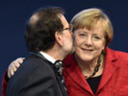 Merkel, Berlusconi y Sarkozy respaldan la candidatura del presidente del Gobierno a menos de dos meses de las elecciones generales.