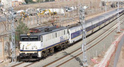 Un tren Talgo, en Espa&ntilde;a.