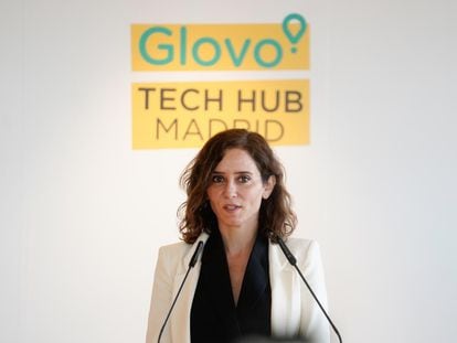 La presidenta de la Comunidad de Madrid, Isabel Díaz Ayuso, inaugura en octubre de 2021 el nuevo centro tecnológico que la compañía multinacional Glovo.