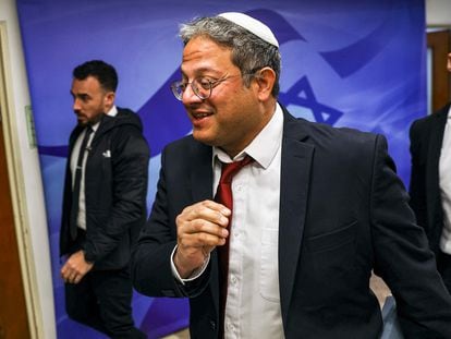 Itamar Ben-Gvir, a su llegada a la reunión semanal del consejo de ministros, este domingo en Jerusalén.