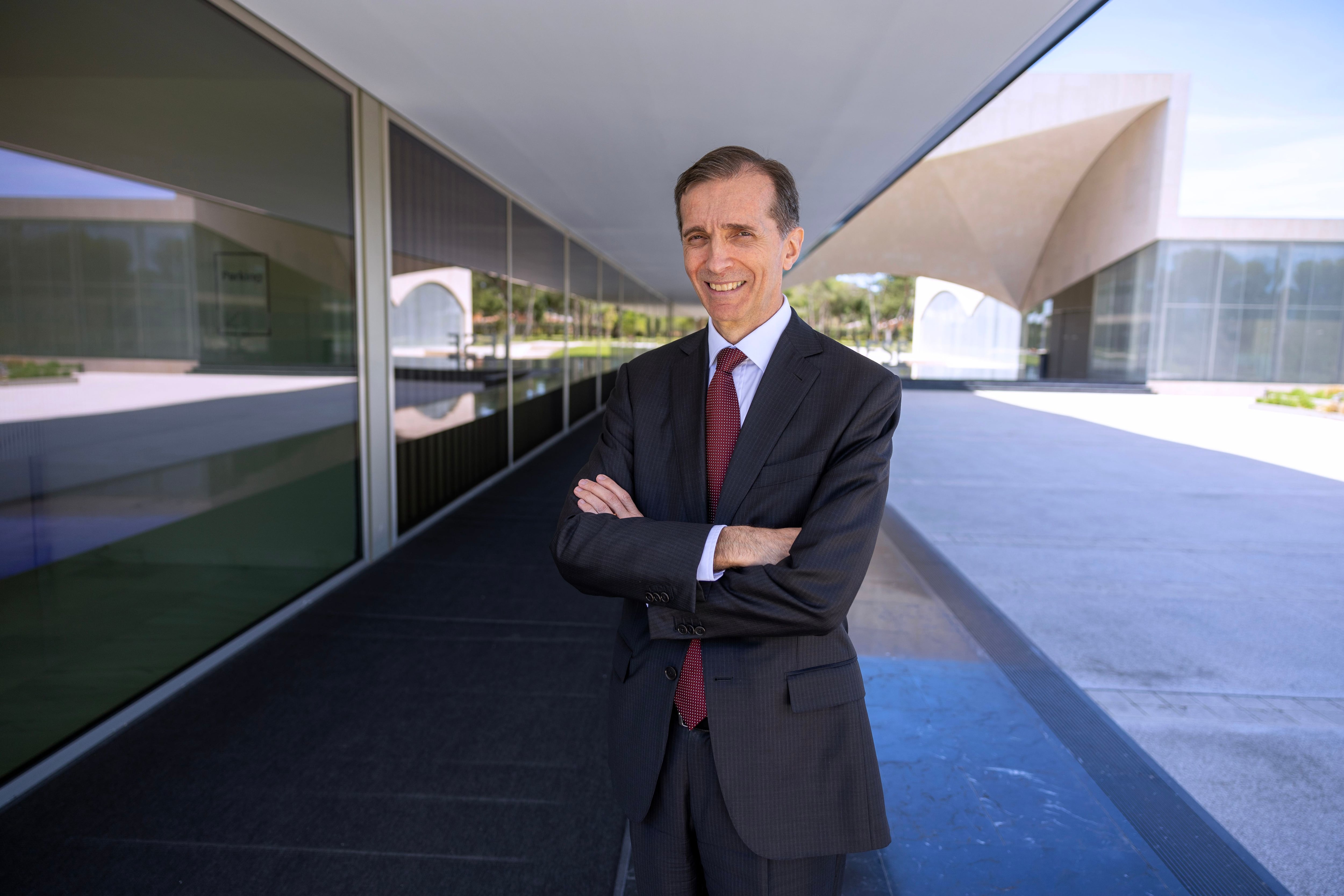 Jordi Canals (IESE): “EE UU es muy intervencionista, pero no entra en el capital de las empresas”