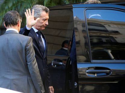 Mauricio Macri el martes, durante el velatorio en el Congreso del diputado oficialista Héctor Olivares.