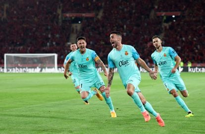 Dani Rodriguez del Real Mallorca celebra el gol marcado al Athletic Club.