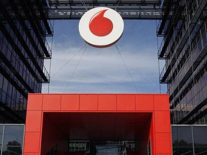 Vodafone reduce en 75 empleados los afectados por el ERE con un 25% de bajas voluntarias