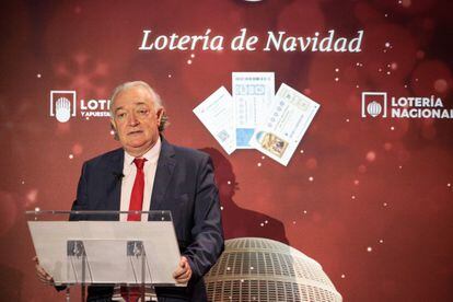 El presidente de Loterías y Apuestas del Estado, Jesús Huerta Almendro, presentó ayer el sorteo de Navidad 2020, con 2.408 millones en premios, con el lema 'Compartir como siempre, compartir como nunca'.
