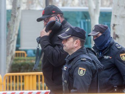 El exasesor del exministro José Luis Ábalos, Koldo García, a su salida de la Audiencia Nacional, el 22 de febrero.