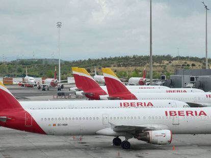 Aviones de Iberia estacionados en el aeropuerto madrileño de Barajas.