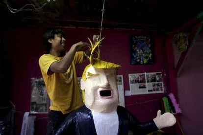 Un taller de Reynosa, M&eacute;xico, ha creado una pi&ntilde;ata de Donald Trump.
