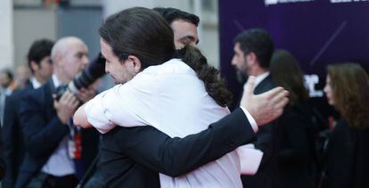 Pablo Iglesias junto a Alberto Garzón, este jueves.
