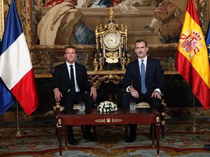 El Rey y el presidente francés Emmanuel Macron en el Palacio Real, en Madrid.