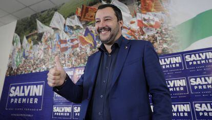 El l&iacute;der de la Liga Norte, Matteo Salvini en Mil&aacute;n este lunes.