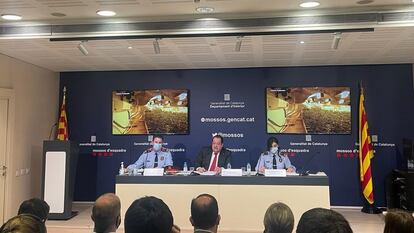 Rueda de prensa de los Mossos d'Esquadra, con el consejero de Interior, Joan Ignasi Elena.
