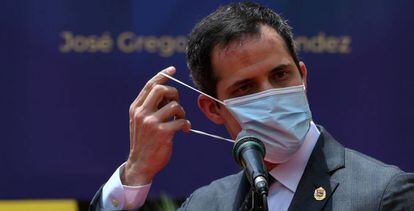 El líder opositor Juan Guaidó durante un encuentro con los trabajadores de la salud, en Caracas (Venezuela), en septiembre. 