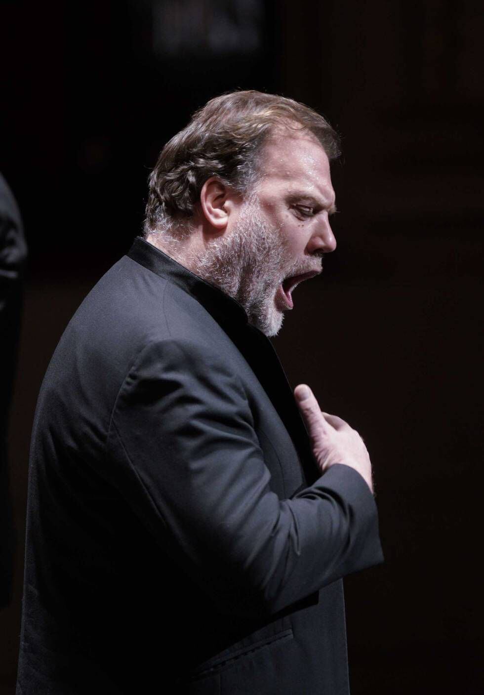 El bajo-barítono galés Bryn Terfel, un maestro del canto y la gesticulación.