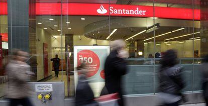 Una oficina de Banco Santander en Nueva York el pasado diciembre