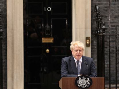 Boris Johnson, durante su comparecencia a las puertas del 10 de Downing Street.