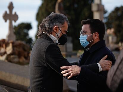 El ya expresidente de Ómnium Cultural, Jordi Cuixart, con el presidente catalán, Pere Aragonès, el pasado mes de diciembre.