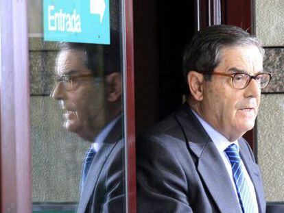 Mario Fernández, a su salida del Palacio de Justicia de Bilbao, tras declarar el pasado jueves por el 'caso Cabieces'.