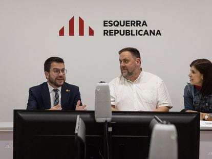 El coordinador nacional de ERC, Pere Aragonès, el presidente del partido, Oriol Junqueras, y la portavoz nacional, Marta Rovira, el pasado noviembre.