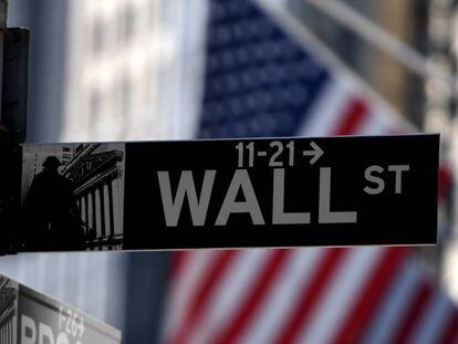 Goldman Sachs y JP Morgan aconsejan aprovechar las caídas para comprar