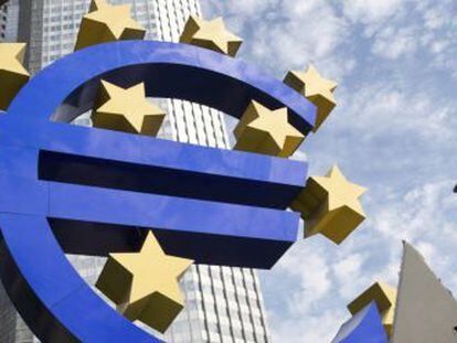 Logo del euro en el BCE