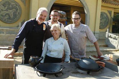 Los concursantes de &#039;Time Machine Chefs&#039;: de izquierda a derecha, Art Smith, Chris Cosentino, Jill Davie e Ilan Hall.