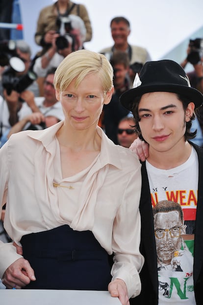 Tilda Awinton y Ezra Miller preentan 'Tenemos que hablar de Kevin', la película que dio a conocer al actor en su adolescencia, en el festival de Cannes en 2011.