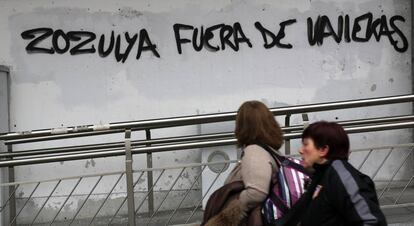 Pintadas contra Zozulya en Vallecas.