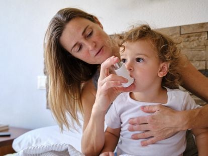 En la actualidad, los investigadores trabajan en tratamientos nuevos para eliminar los tapones de mucosidad que pueden hacer que las personas con asma respiren mejor.