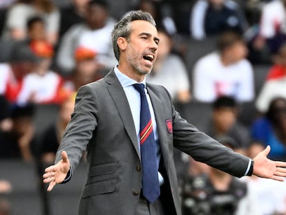 Jorge Vilda, durante un partido de la selección española.