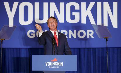 El aspirante republicano Glenn Youngkin, este martes tras conocer los resultados, en Chantilly (Virginia).
