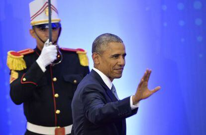 Obama llegando a la jornada de apertura de la Cumbre