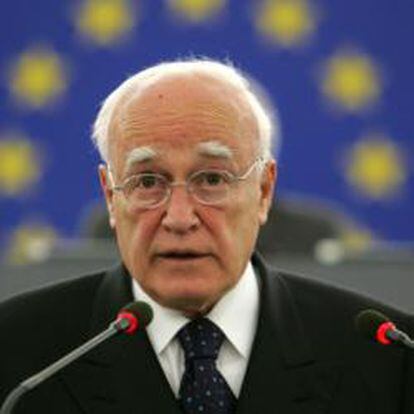 El presidente griego, Karolos Papoulias, en el Parlamento Europeo.
