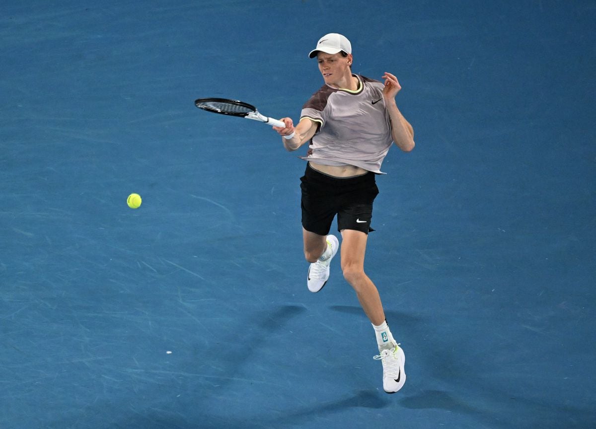 Jannik Sinner vs Daniil Medvedev: Australian Open Final Goes to Fifth Set – Historic Showdown in Unprecedented Grand Slam Match