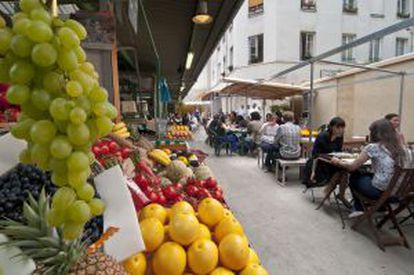 El mercado de Enfants Rouges en el barrio del Marais de París.
