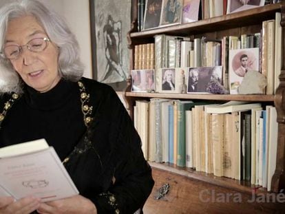 Un minuto de poesía: Clara Janés